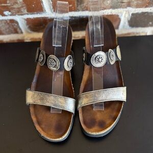 Naot Marissa Wedge Comfort Sandals Burnished Metallic Medallions Size 41